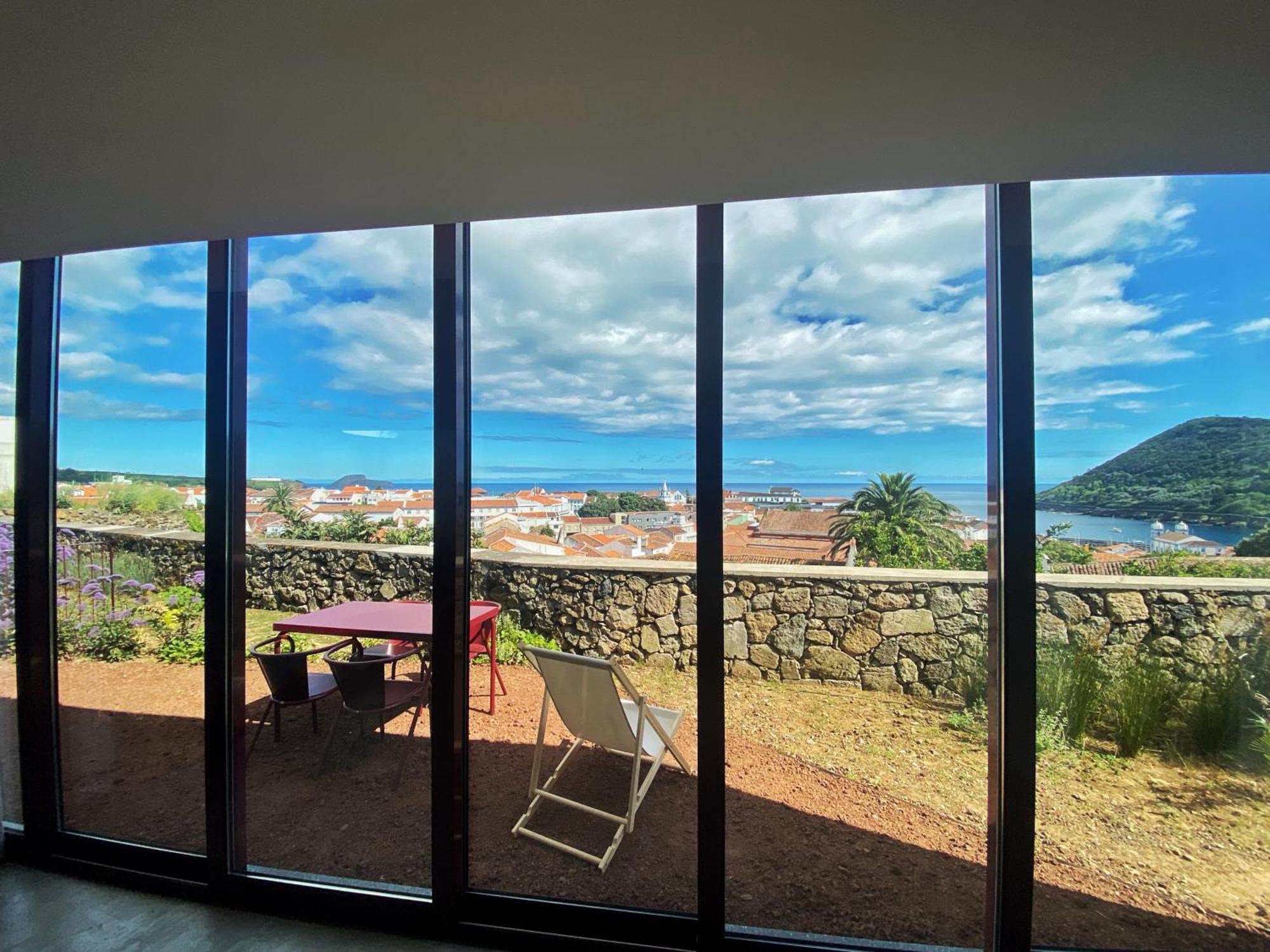 Apartamento Angra + Angra do Heroísmo Habitación foto